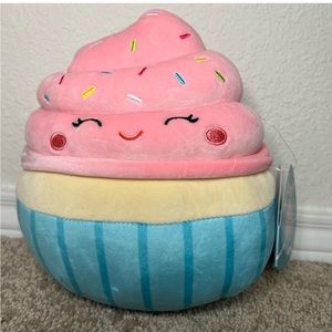 🐶🐻🐱SQUISHMALLOW DIERDRE THE cupcake 🧁 food series nwt